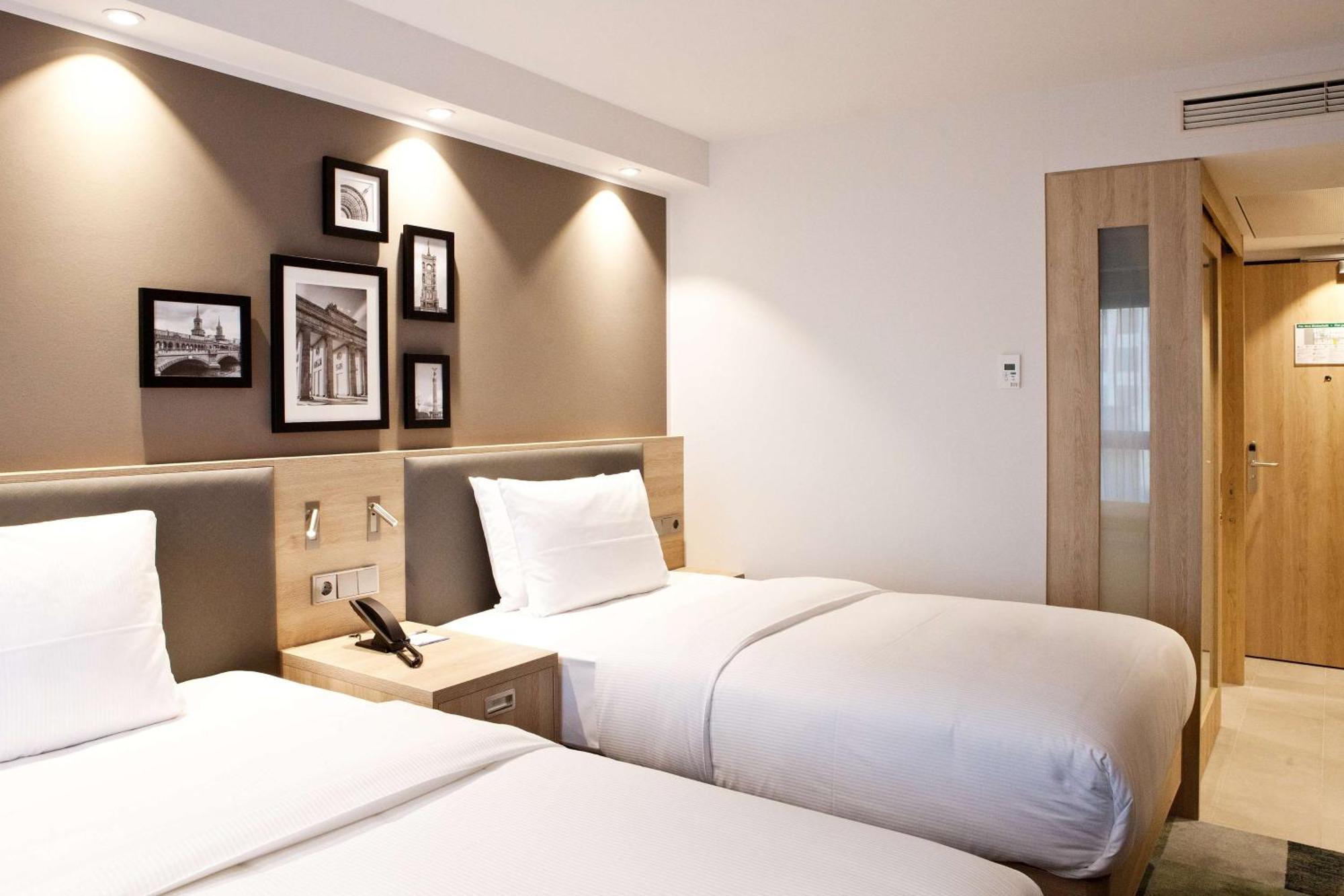 Hampton By Hilton Berlin City East Side Gallery מראה חיצוני תמונה